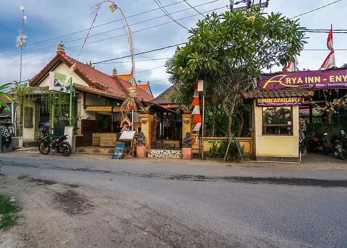Arya Enny Salon And